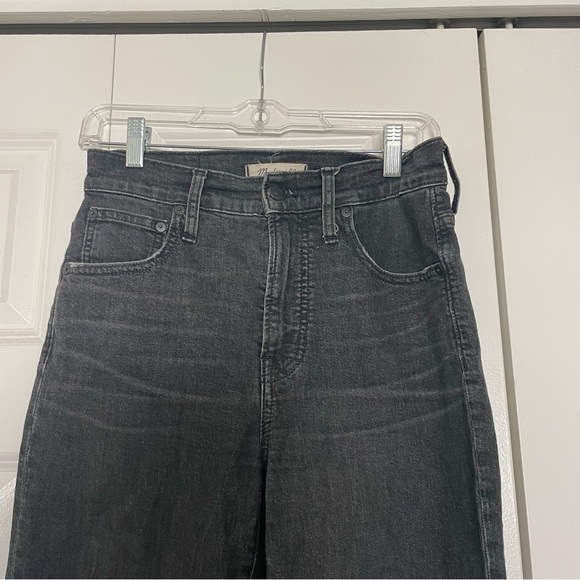 The Perfect Vintage Straight Crop Jean in Lunar Wash - Picture 11 of 13